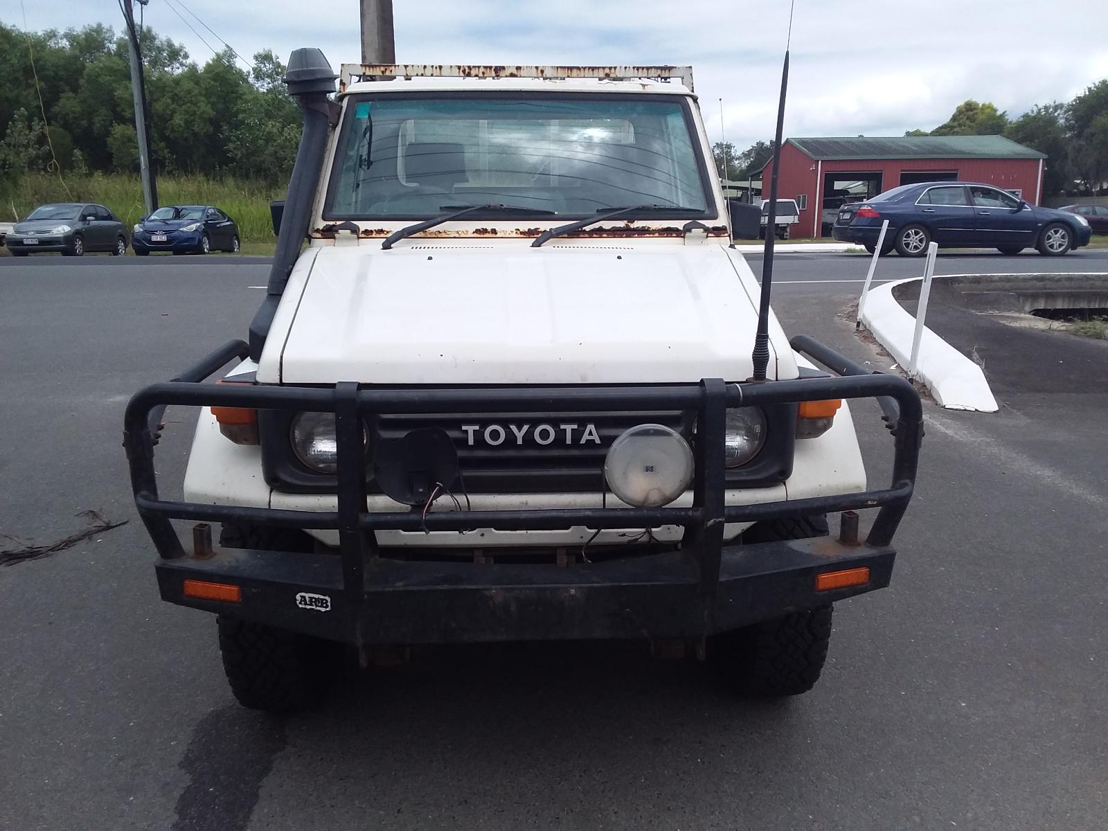 1994 Toyota Landcruiser Gear Stick/Shifter View Auto part Gear Stick/Shifter Toyota Landcruiser 1994