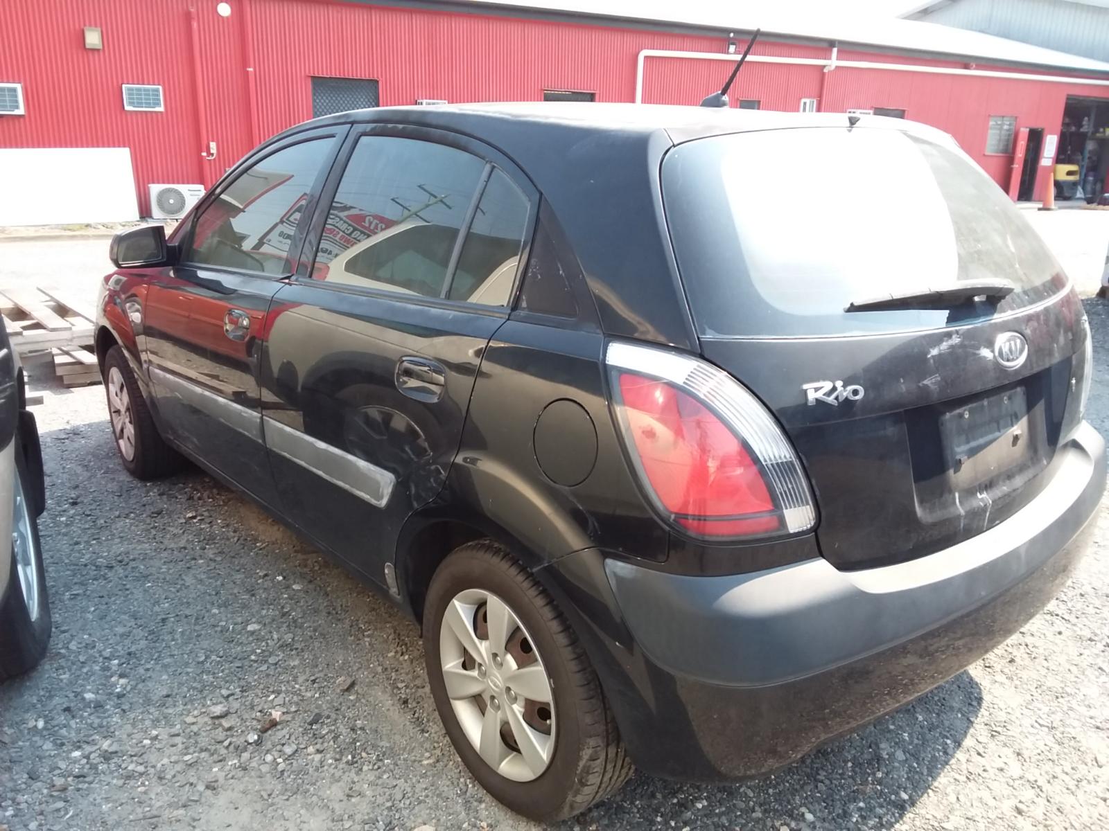 View Auto part Right Rear Door Sliding Kia Rio 2008