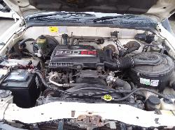 View Auto part Engine Toyota Hilux 2004