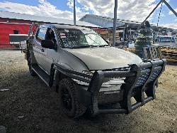 View Auto part Transfer Case Mitsubishi Triton 2011