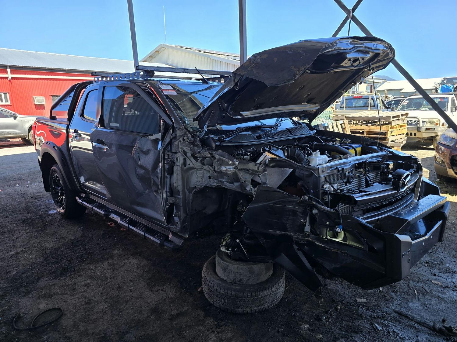 2024 Mazda Bt50 Number Plate Lamp View Auto part Number Plate Lamp Mazda Bt50 2024