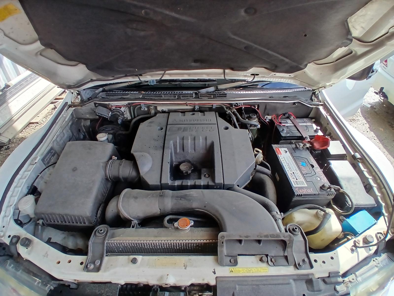 2002 Mitsubishi Pajero Horn View Auto part Horn Mitsubishi Pajero 2002