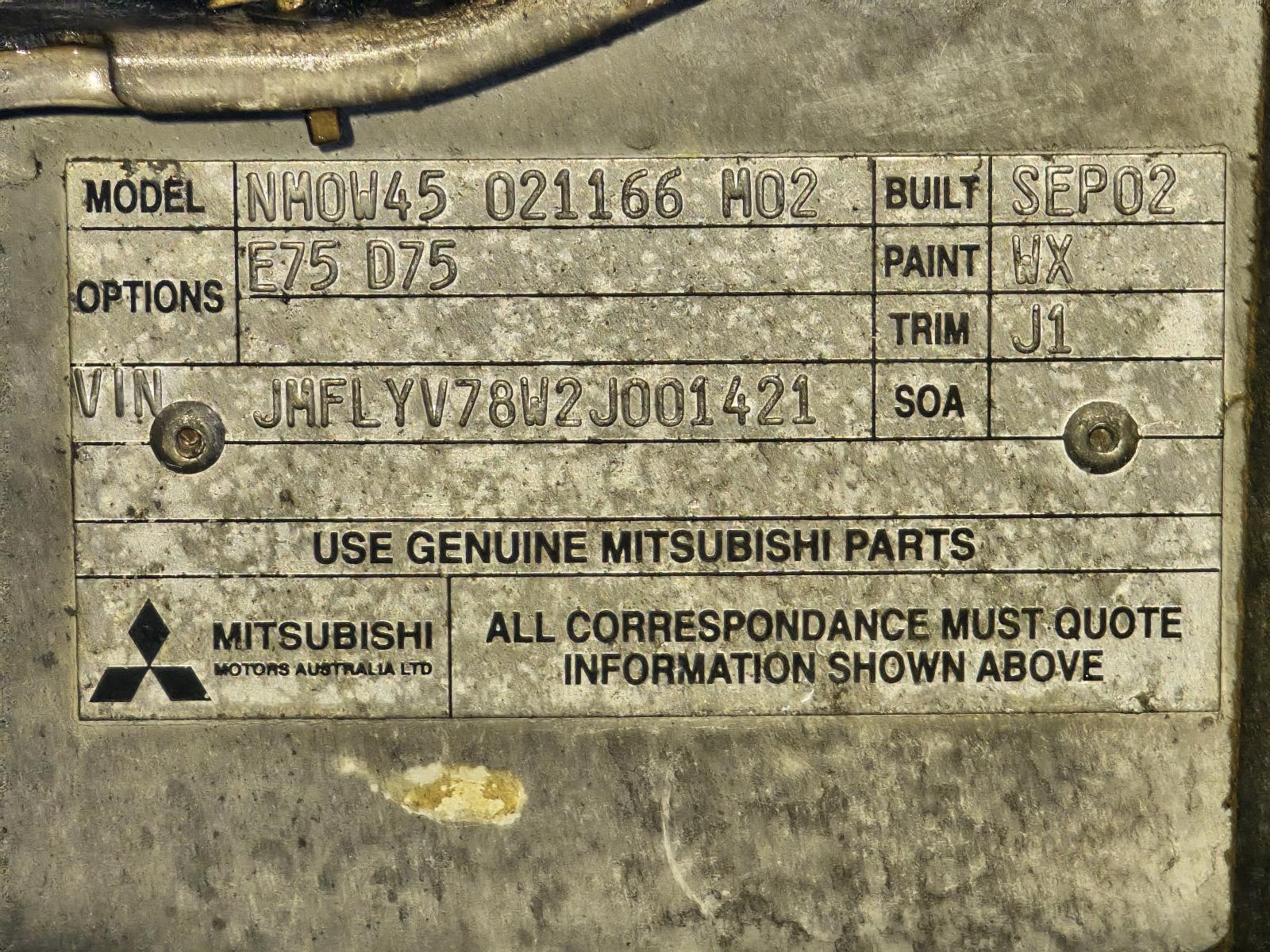 2002 Mitsubishi Pajero Horn View Auto part Horn Mitsubishi Pajero 2002