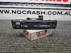 View Auto part Tailgate Handle Isuzu Dmax 2022