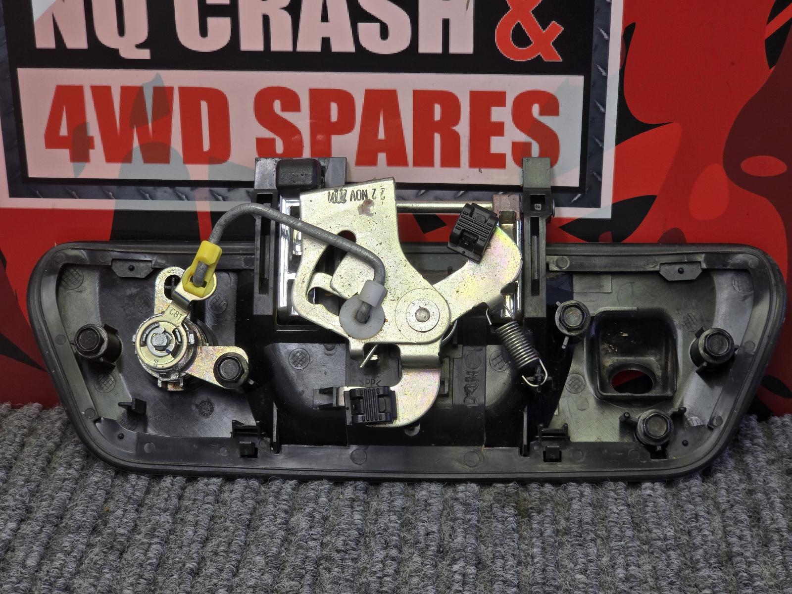 View Auto part Tailgate Handle Nissan Navara 2021