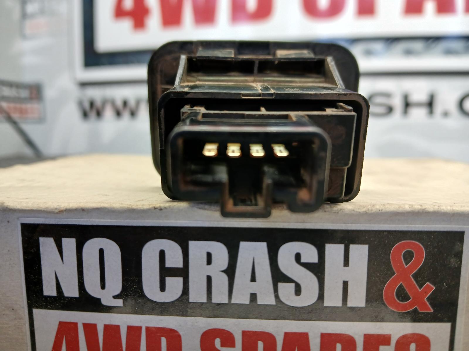 View Auto part Tailgate Handle Toyota Landcruiser 2016