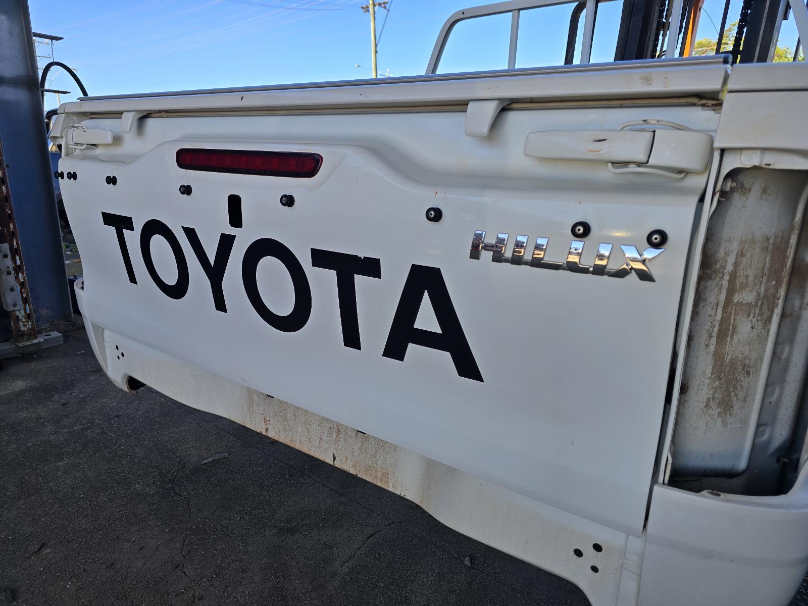 View Auto part Bootlid/Tailgate Toyota Hilux 2018
