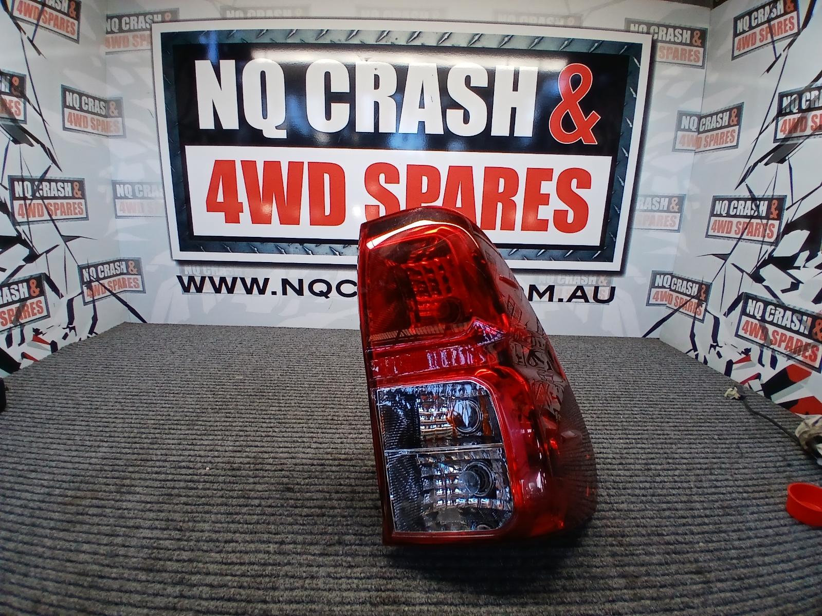 View Auto part Right Taillight Toyota Hilux 2015