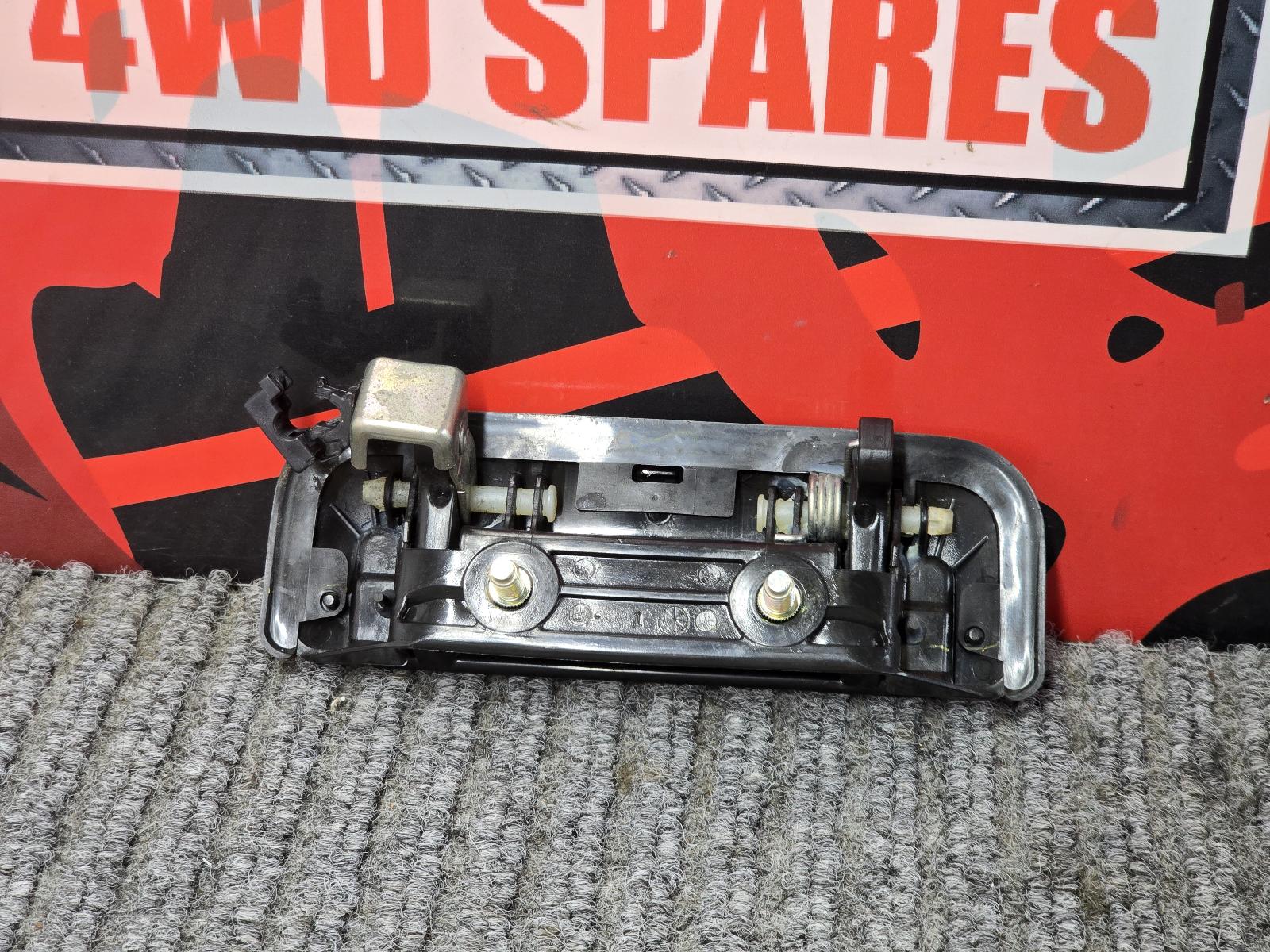 View Auto part Tailgate Handle Mitsubishi Triton 2020