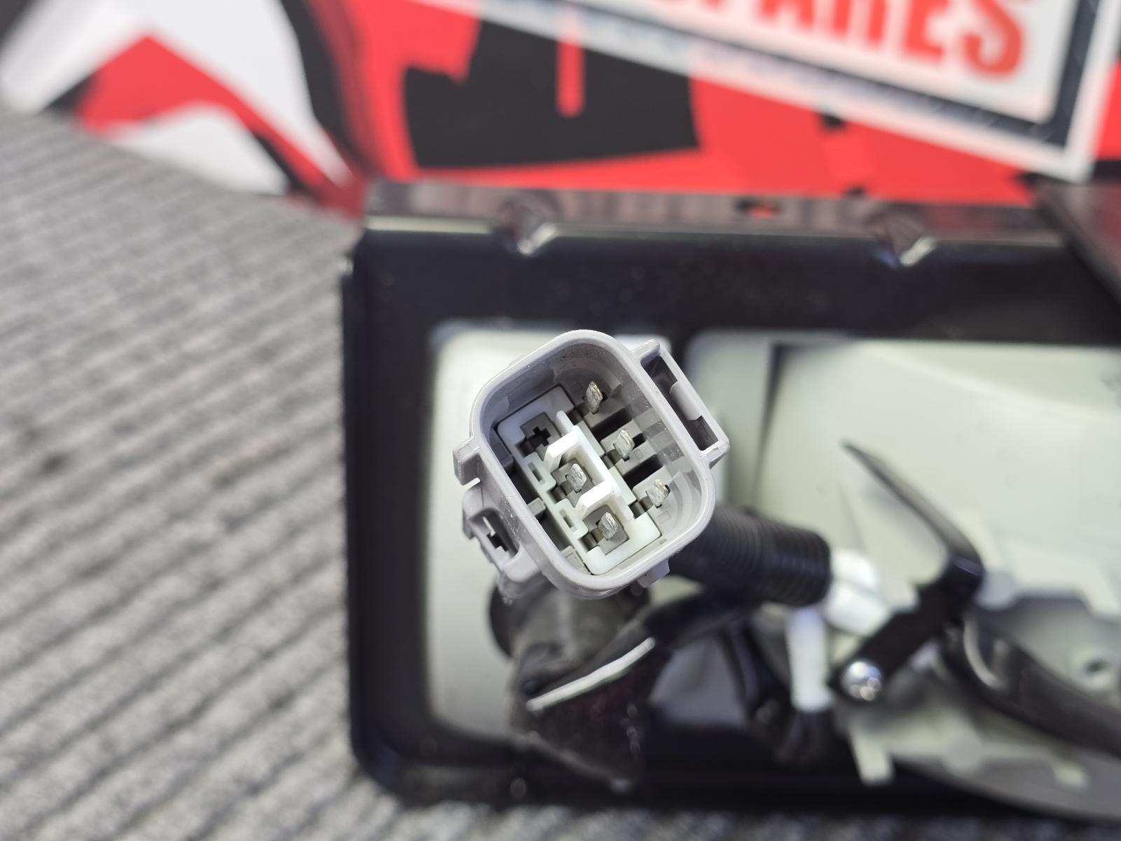 View Auto part Left Taillight Toyota Landcruiser 2025