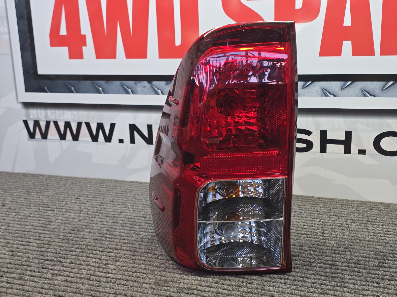 View Auto part Left Taillight Toyota Hilux 2017
