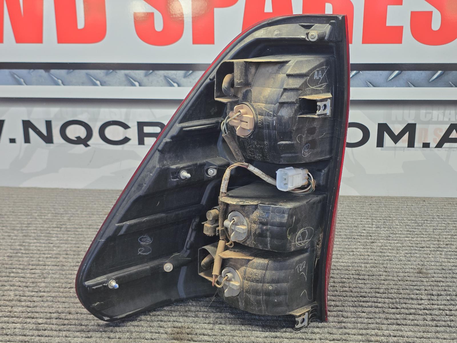 View Auto part Right Taillight Toyota Hilux 2017