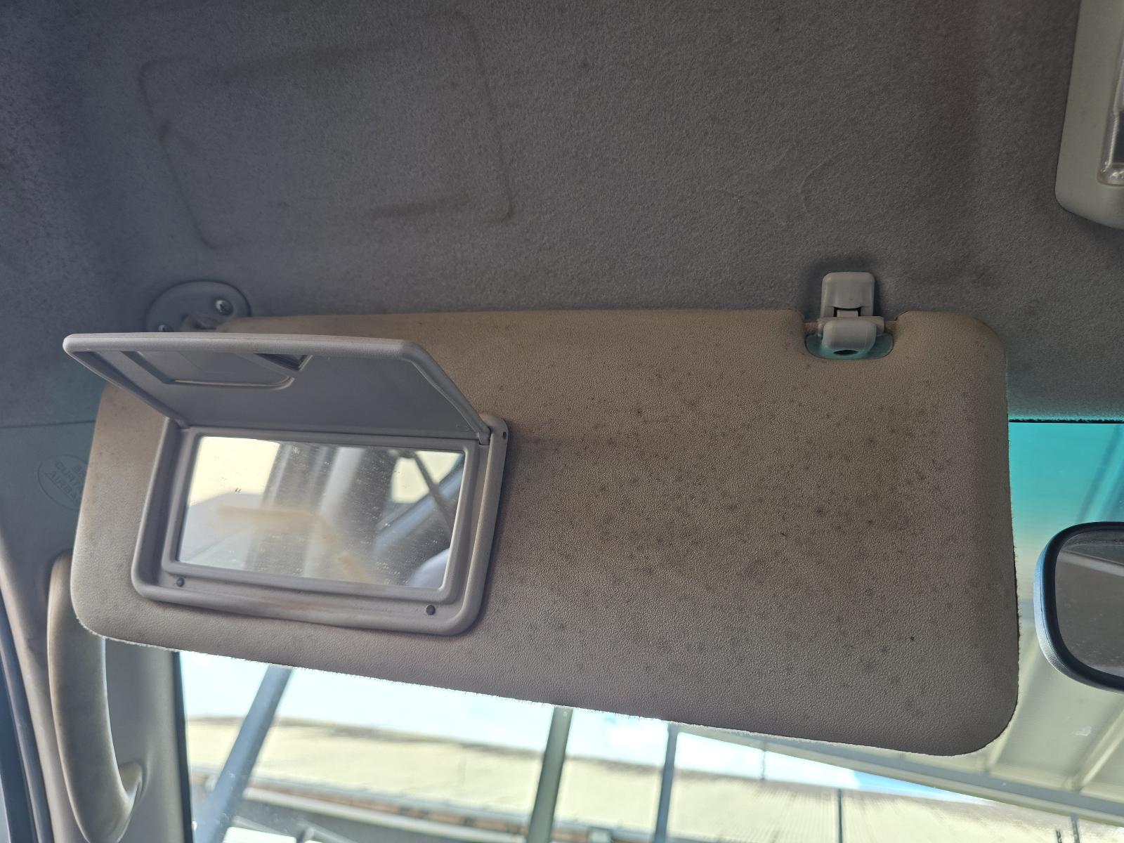 2010 Toyota Hilux Sunvisor View Auto part Sunvisor Toyota Hilux 2010