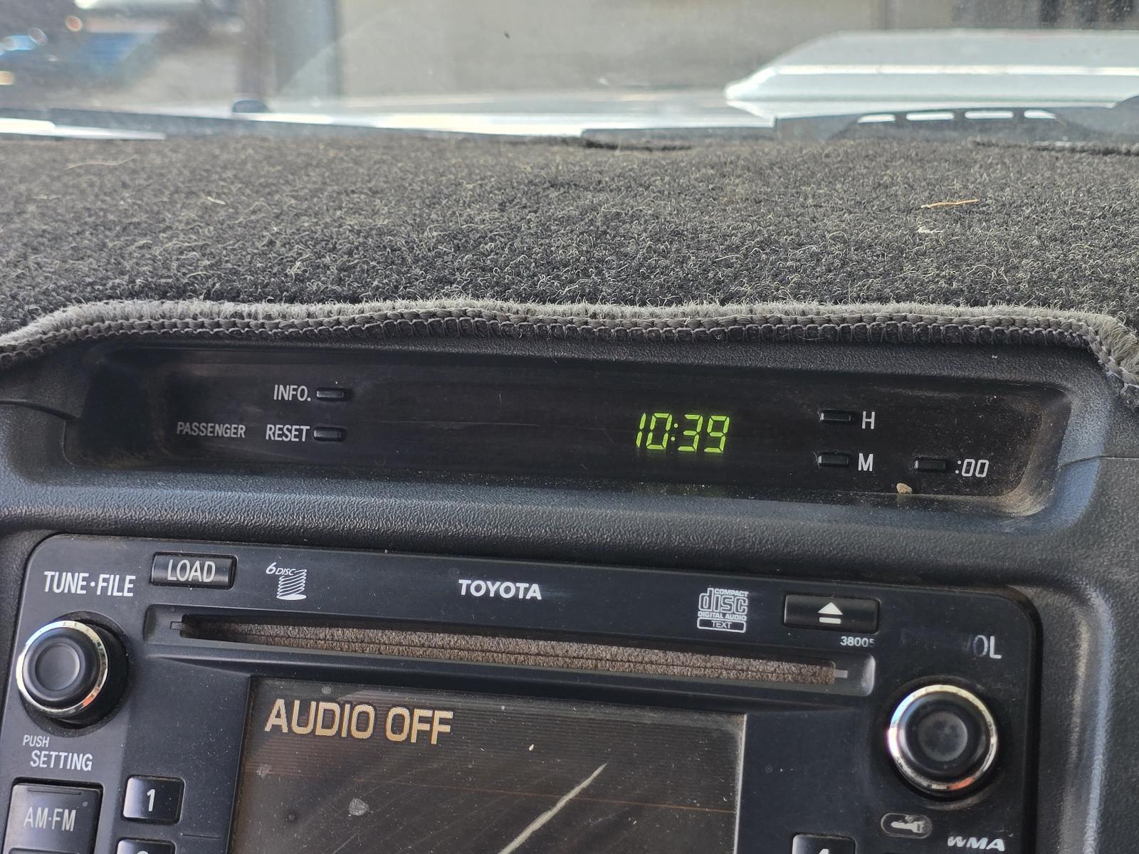 View Auto part Clock Toyota Hilux 2010