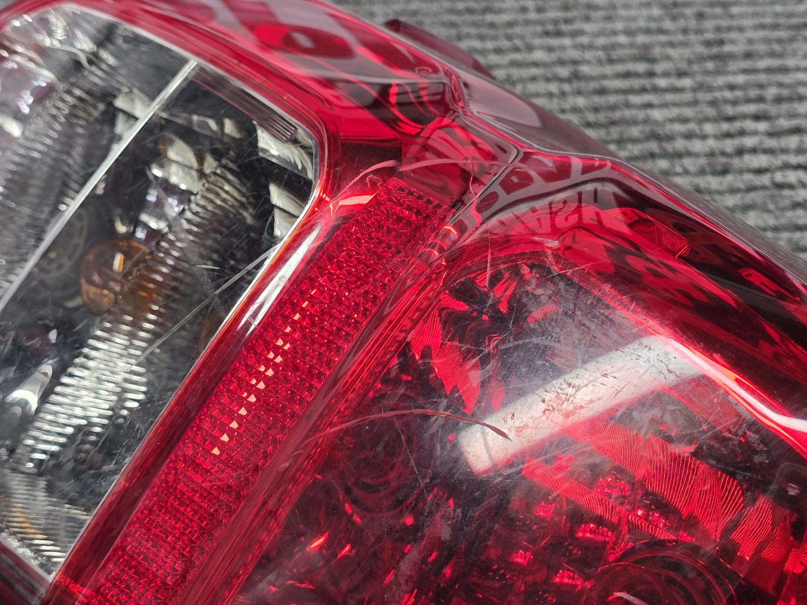 View Auto part Left Taillight Toyota Hilux 2017