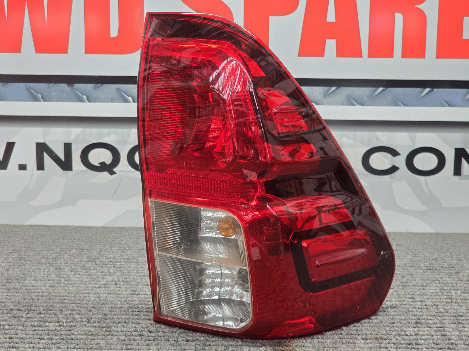 View Auto part Right Taillight Toyota Hilux 2017
