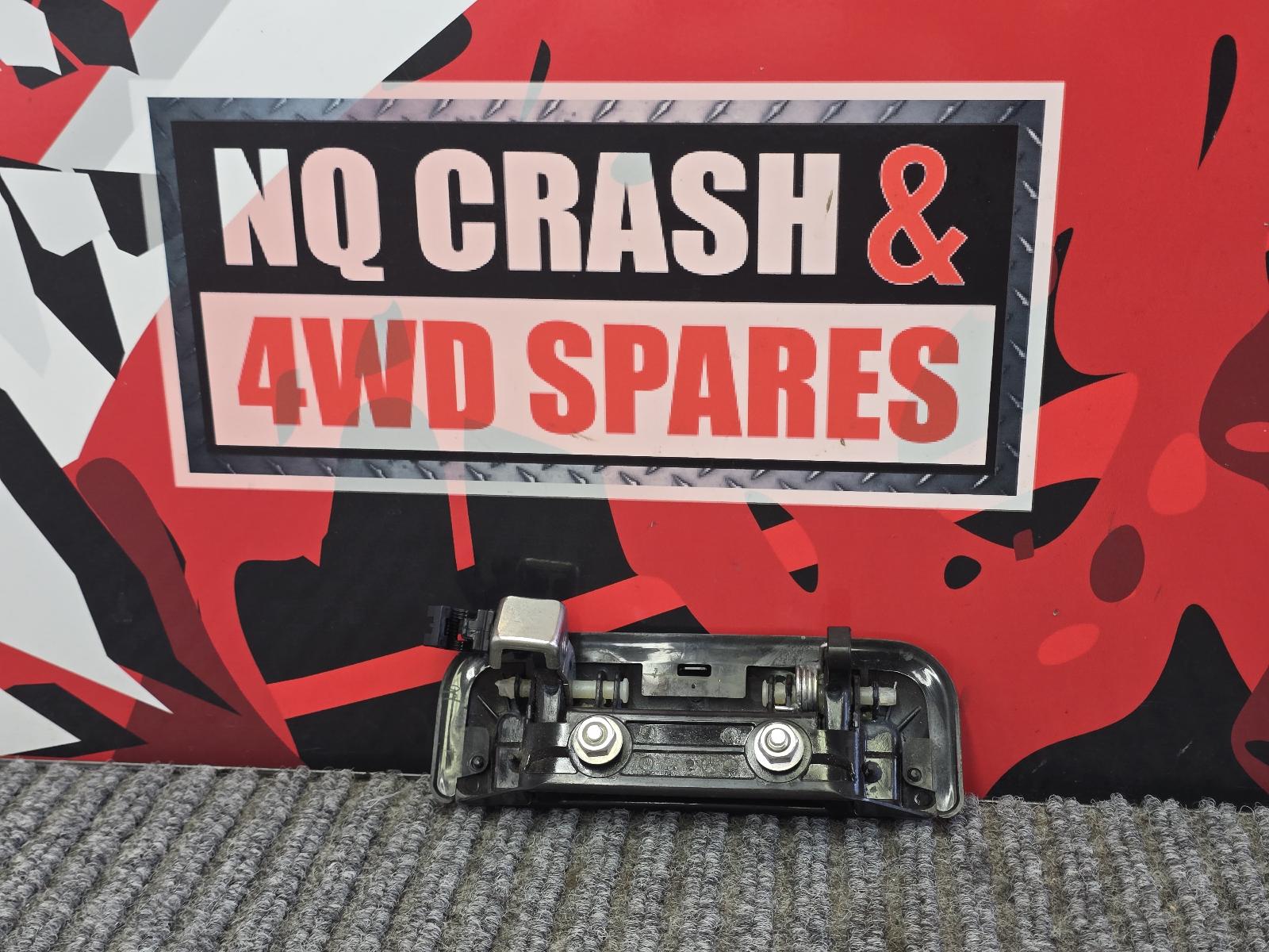 View Auto part Tailgate Handle Mitsubishi Triton 2021