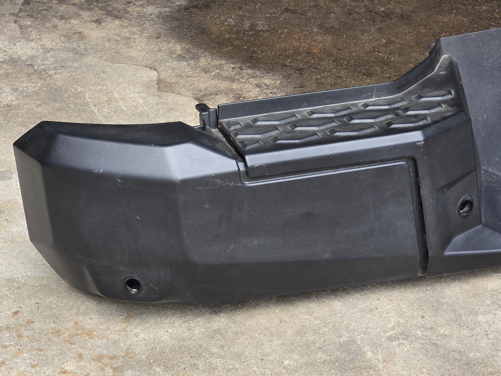 Rear Bumper Hilux Toyota 2025