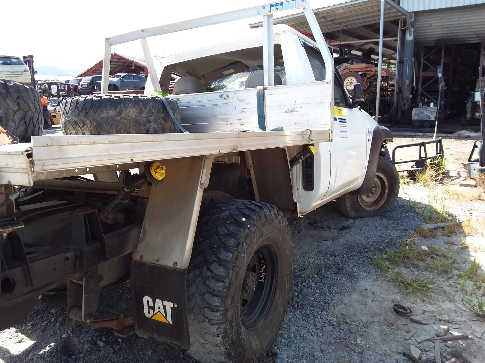 Fuel Filter Housing Patrol Nissan 2010